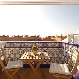 top-floor-apartment-close-to-beach.1costadelsol.com/